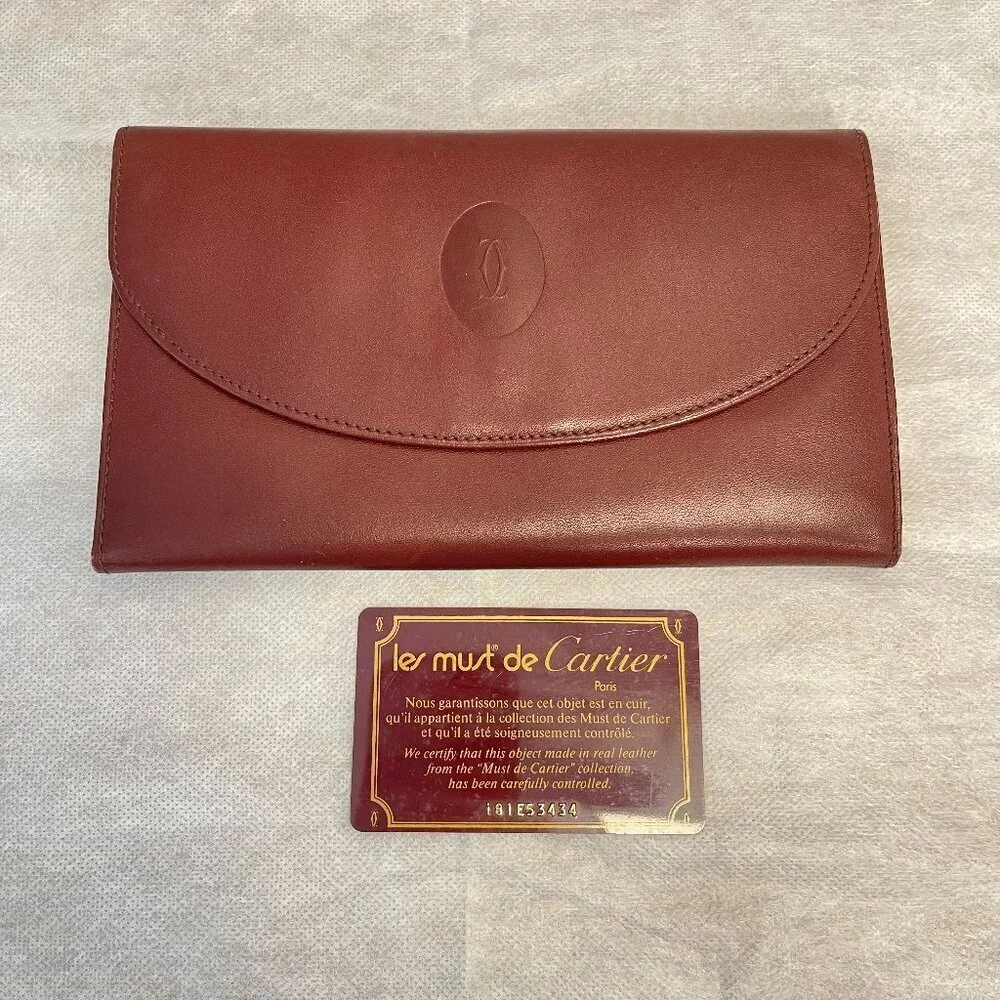 Must De Cartier Vintage Bordeaux Tri-fold Kisslock Leather Wallet - Preowned
